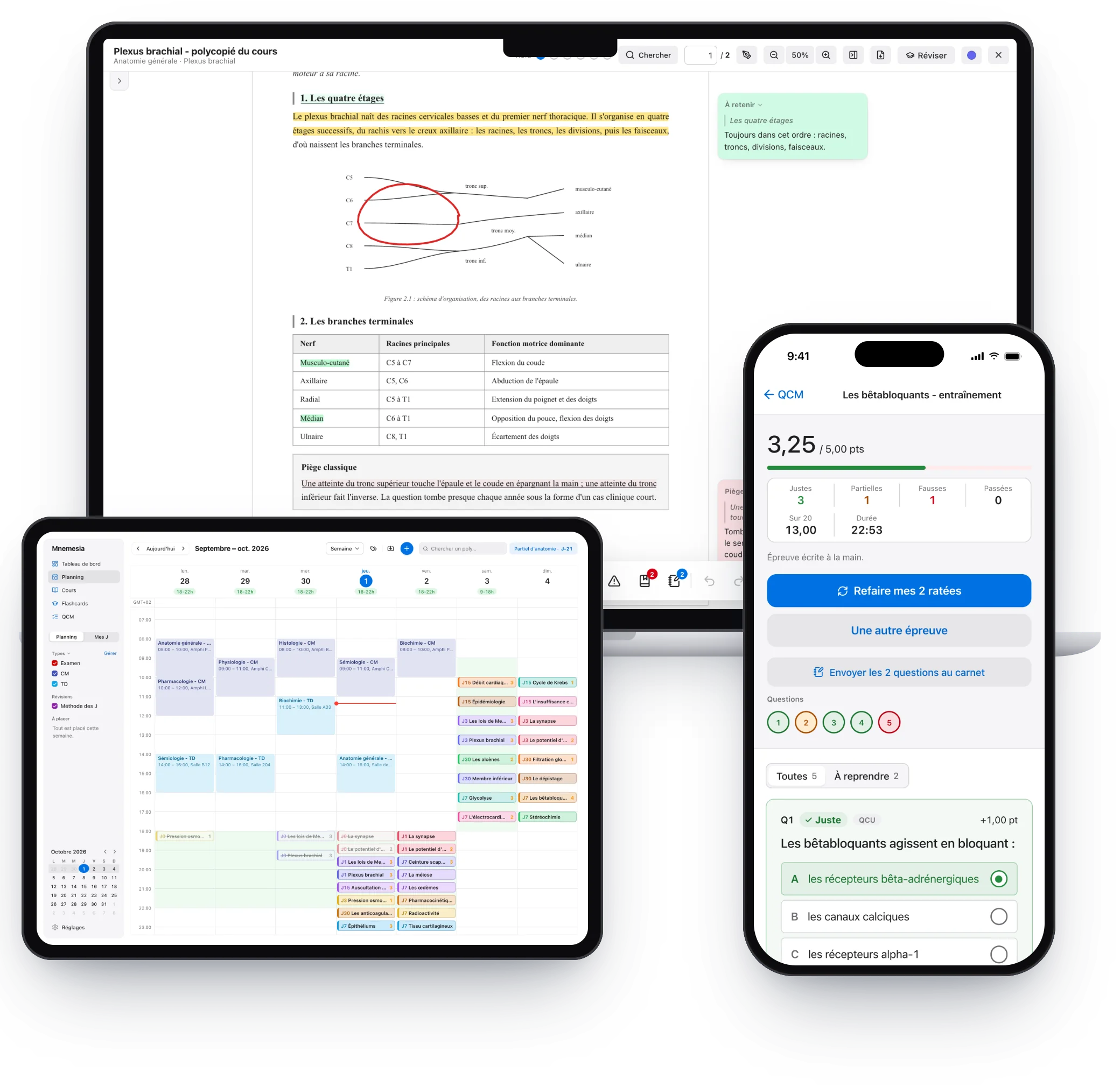 Mnemesia sur Mac, iPad et iPhone : un poly annoté sur le Mac, le planning de la semaine sur l'iPad, la correction d'un QCM sur l'iPhone.